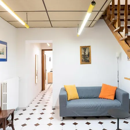 Classic Style Duplex By Wonderful Italy *